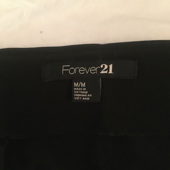 Forever 21 Black Mini Skirt - Picture 3 of 3